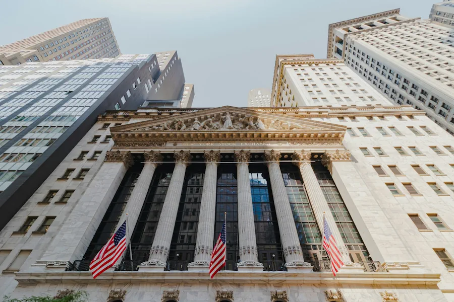 När öppnar amerikanska börsen?